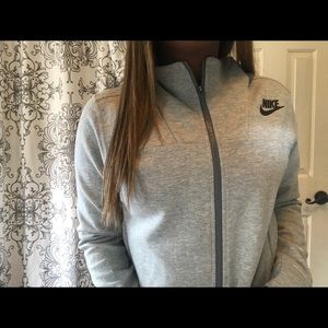 Grey nike coat/ jacket with hood